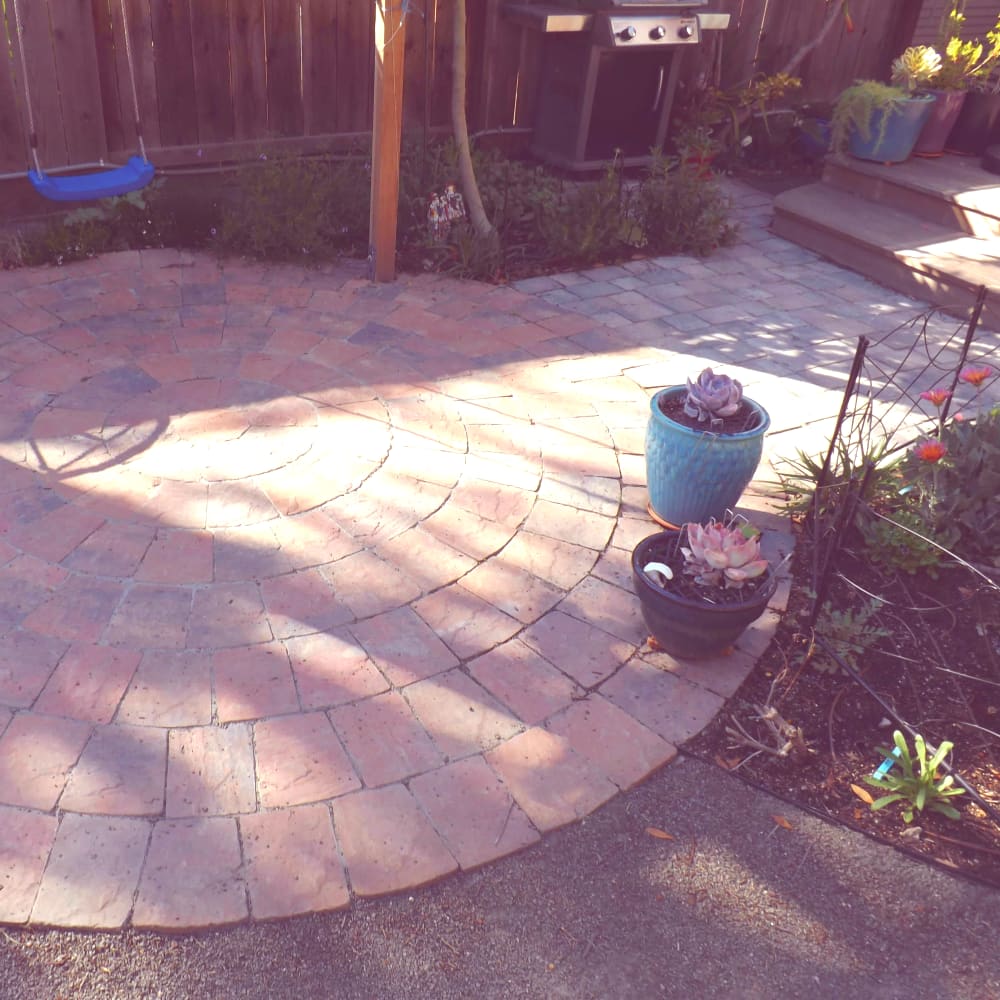 Circular tile landscape design in Oakland